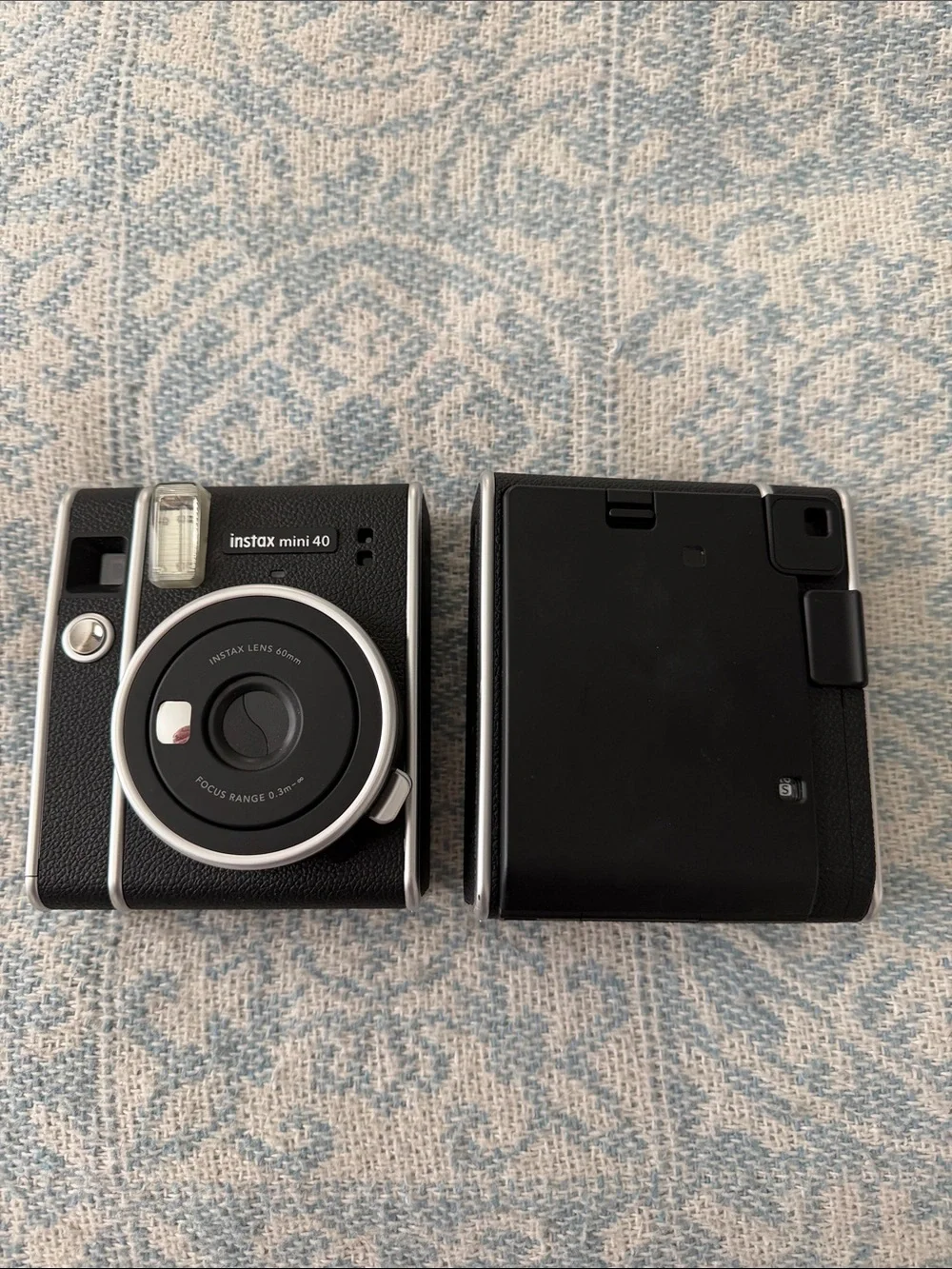 Fujifilm instax mini 40 Instant Camera — Black